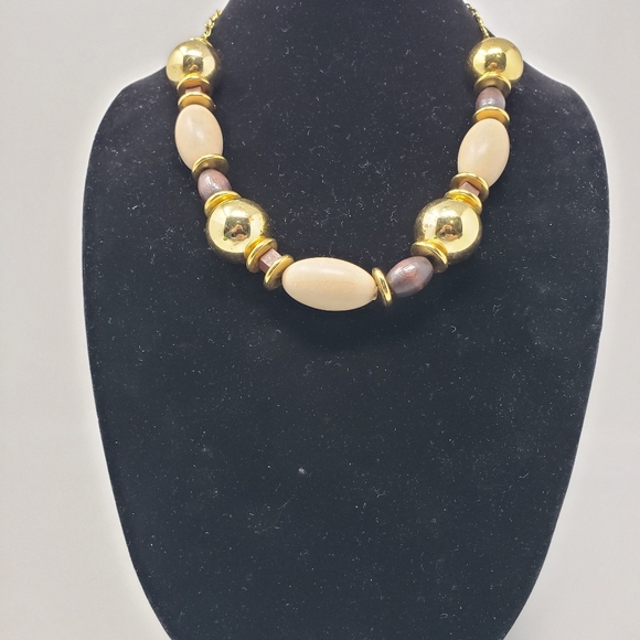 20" Beaded Gold-Tone Statement Necklace - Picture 2 of 8